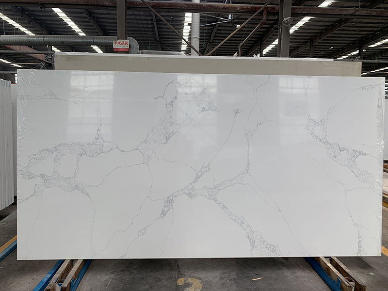 Calacatta quartz with grey veins