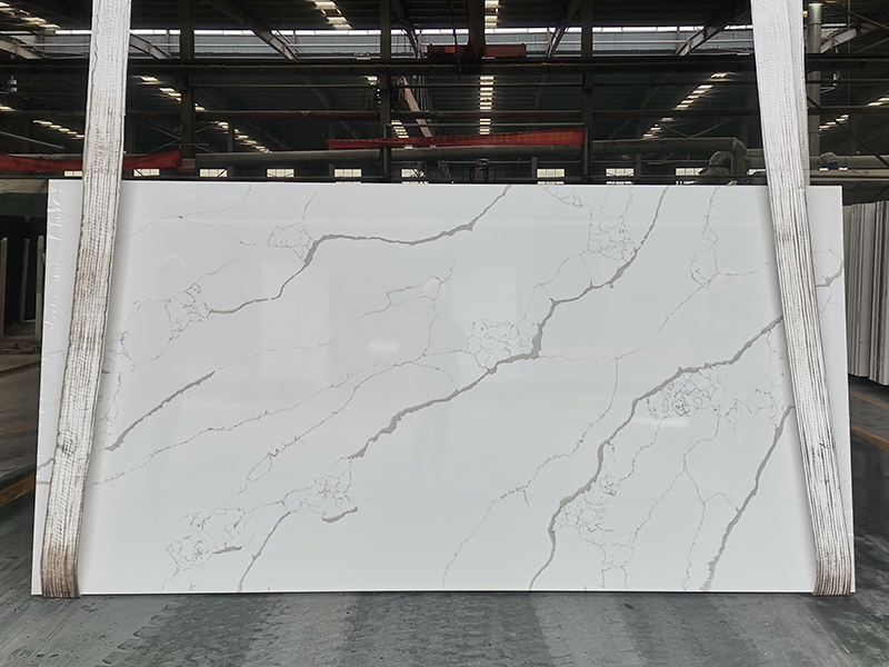 Calacatta classico quartz slab 