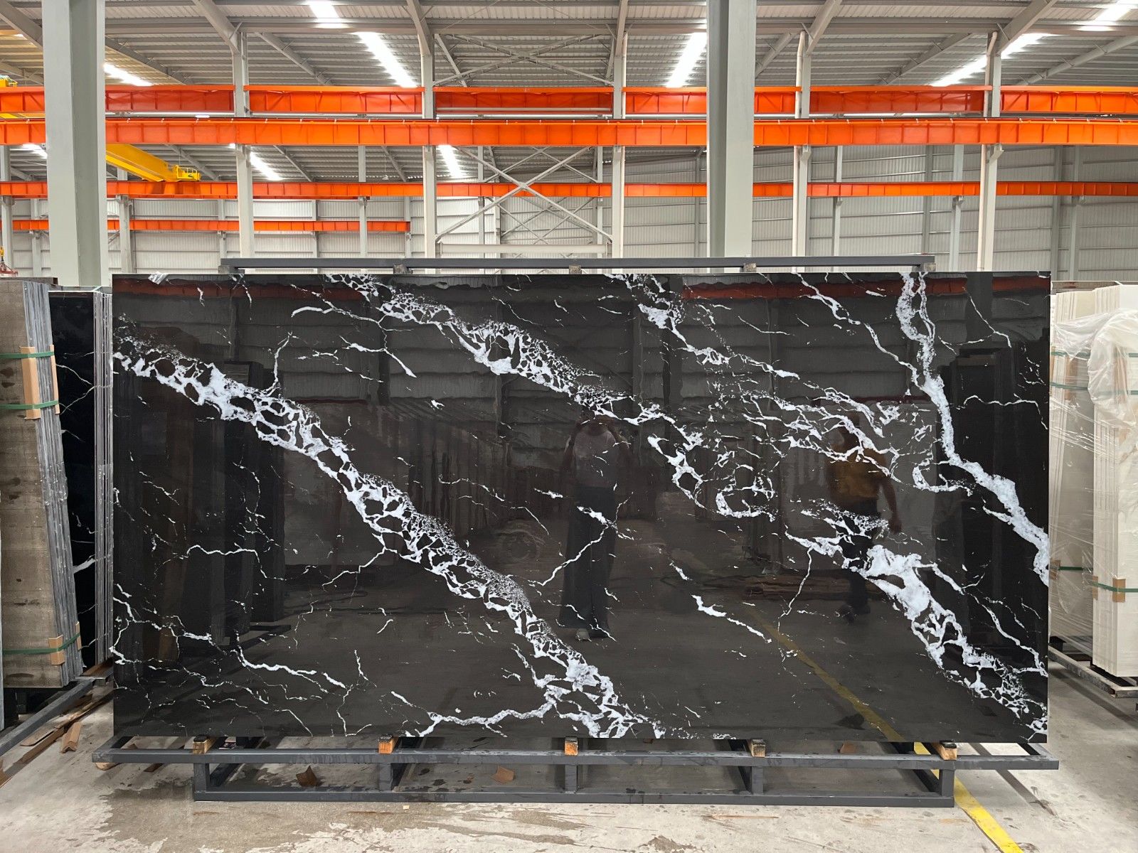Black marquina porcelain slab