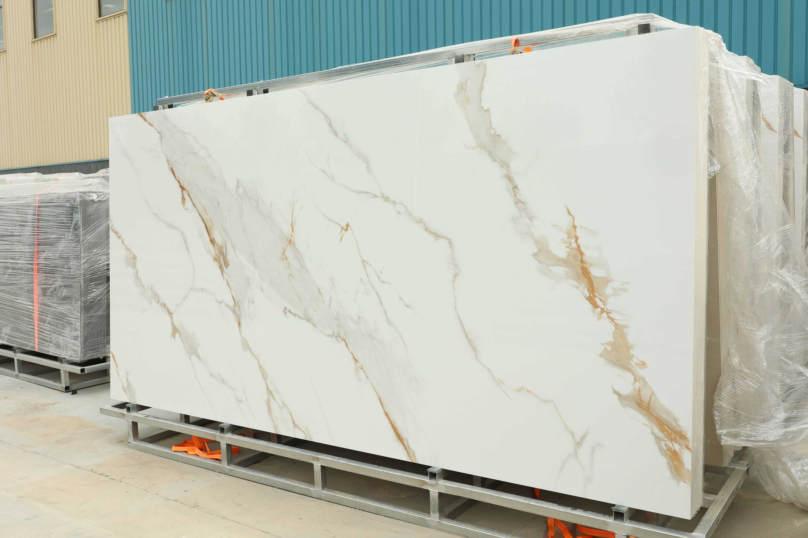 Calacatta gold sintered stone slab