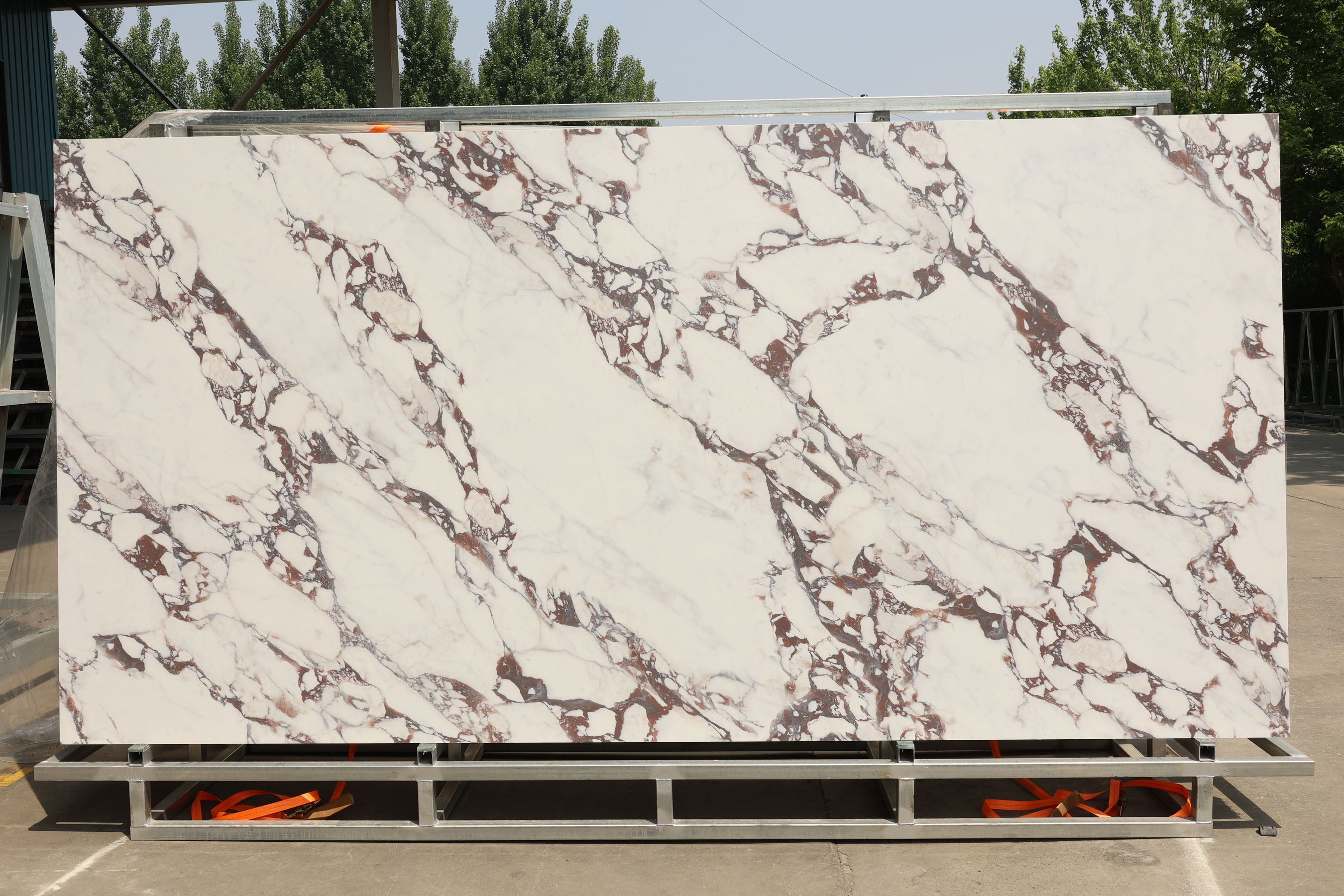 Bulgary purple porcelain slabs