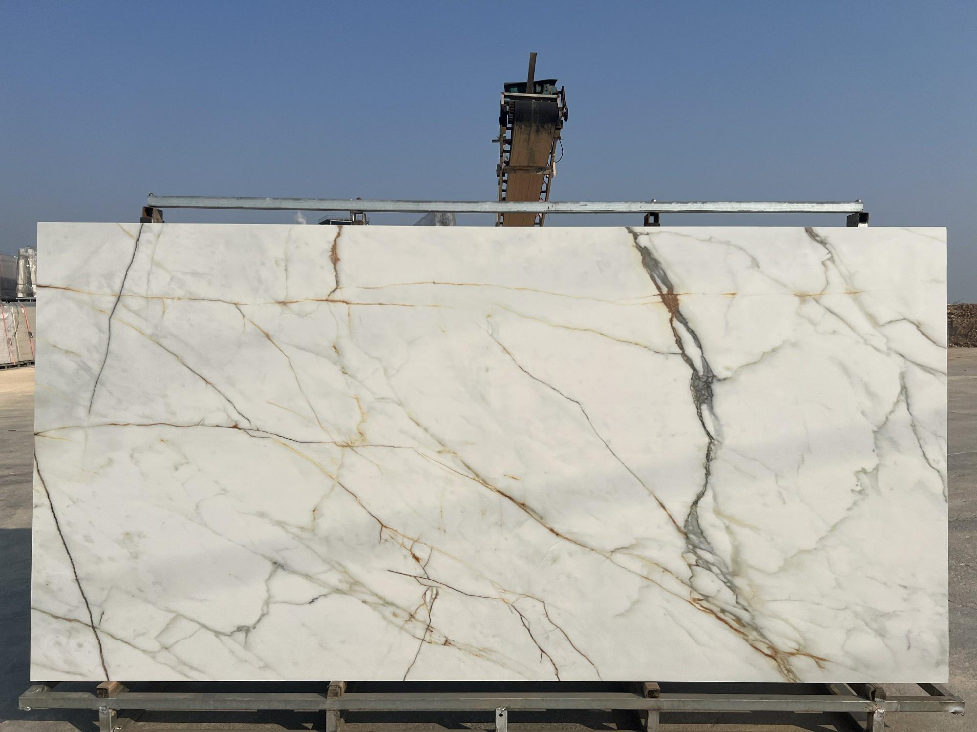 Marble look porcelain slab