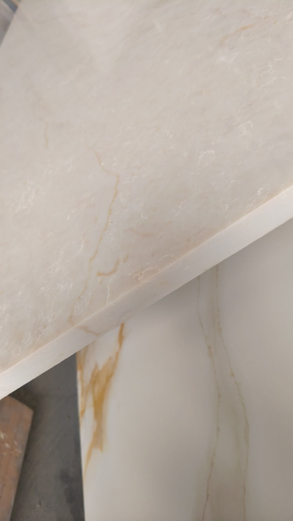 Taj mahal quartz stone slab