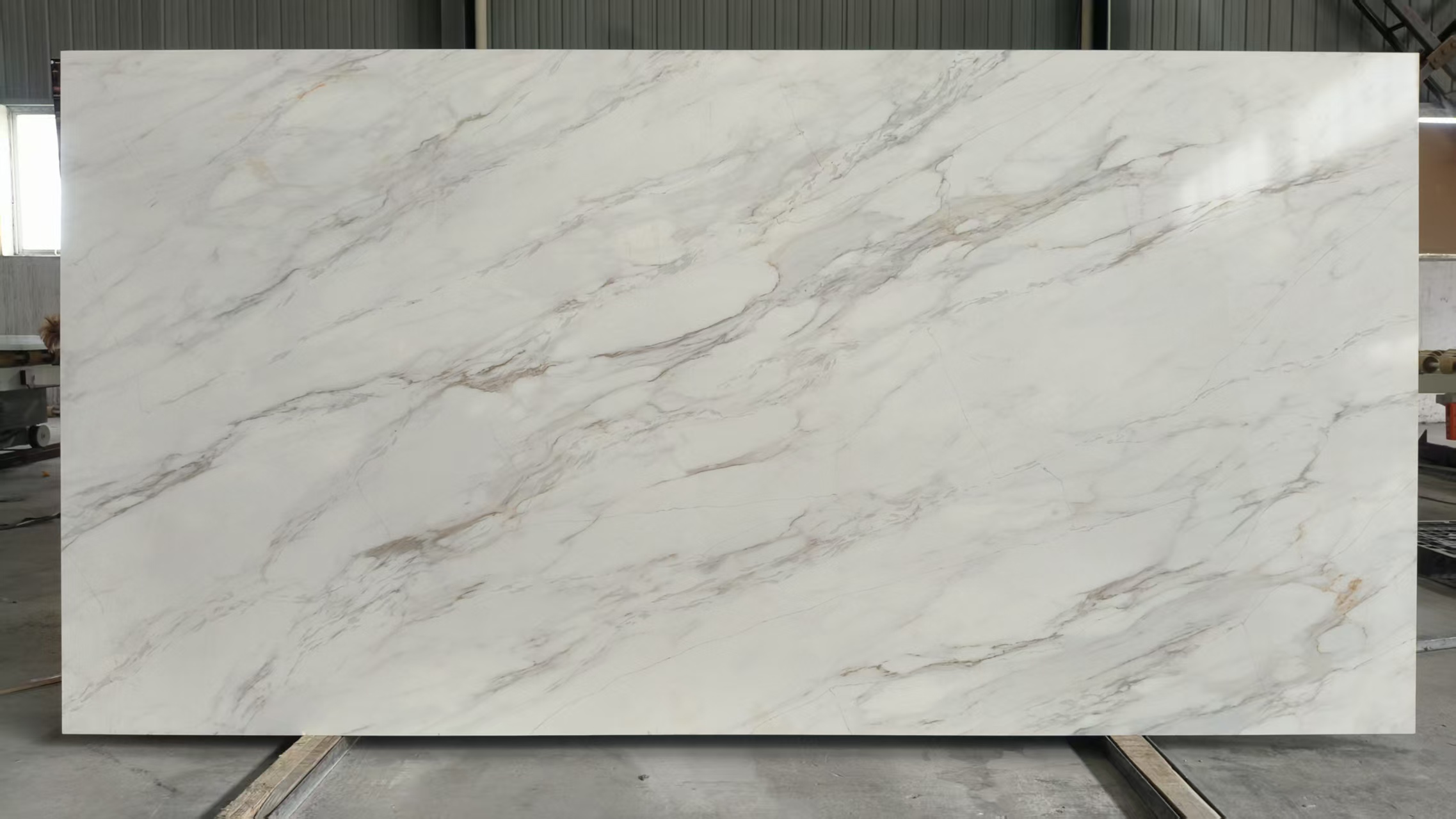 Full body 3D printed quartz slab