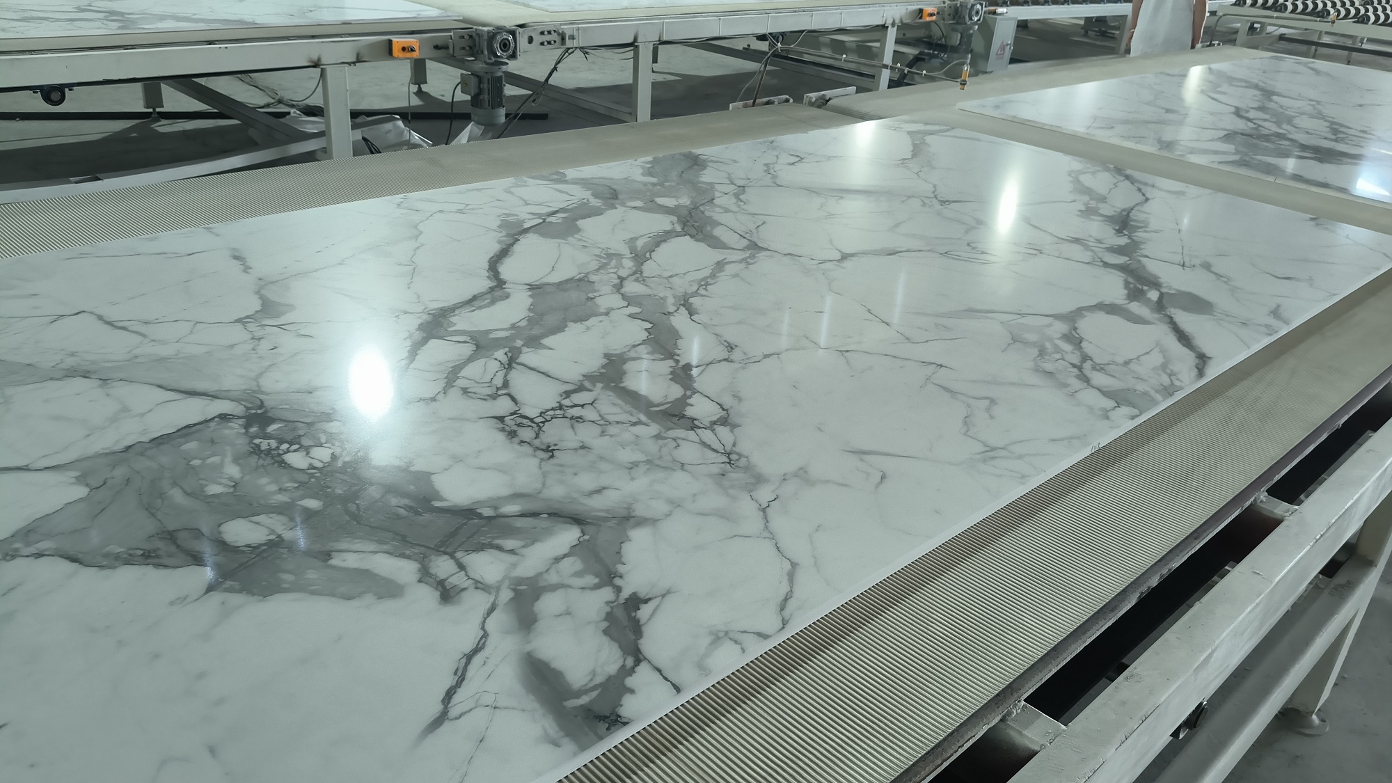 Calacatta white printed quartz slab