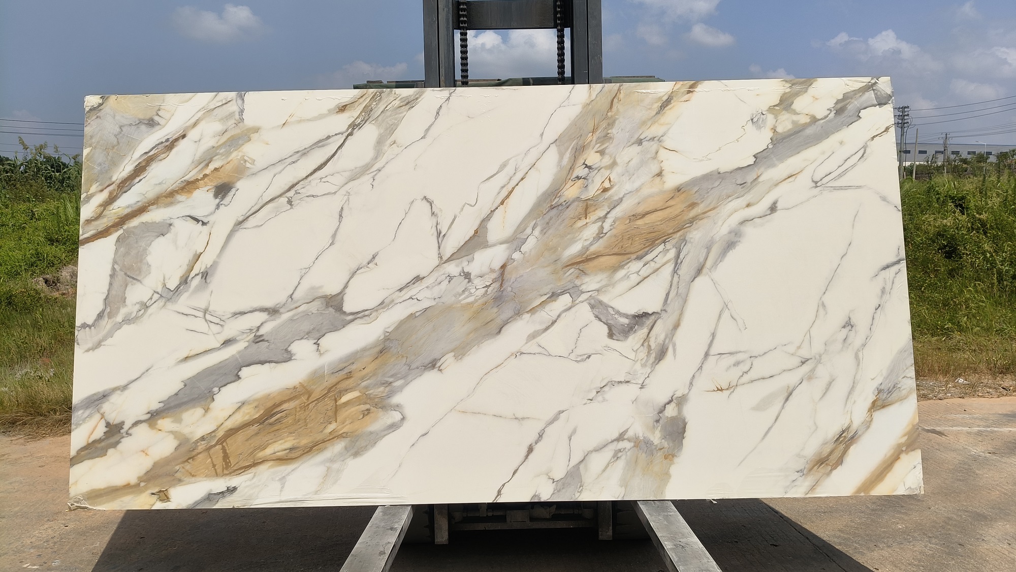 3D printed quartz slab