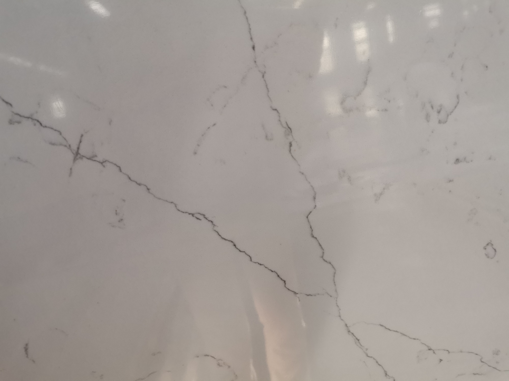 Calacatta novara quartz slab