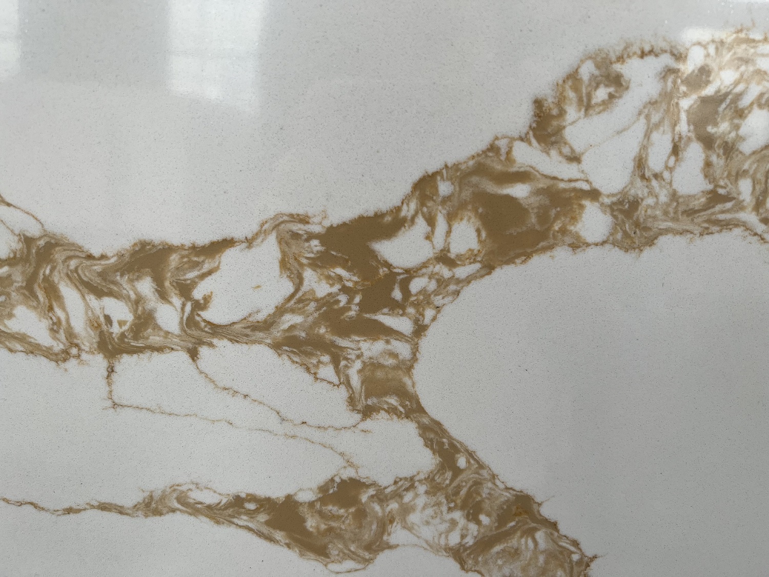 Calacatta gold quartz stone