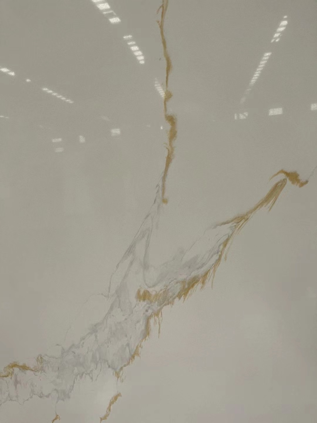 Calacatta gold quartz slab 