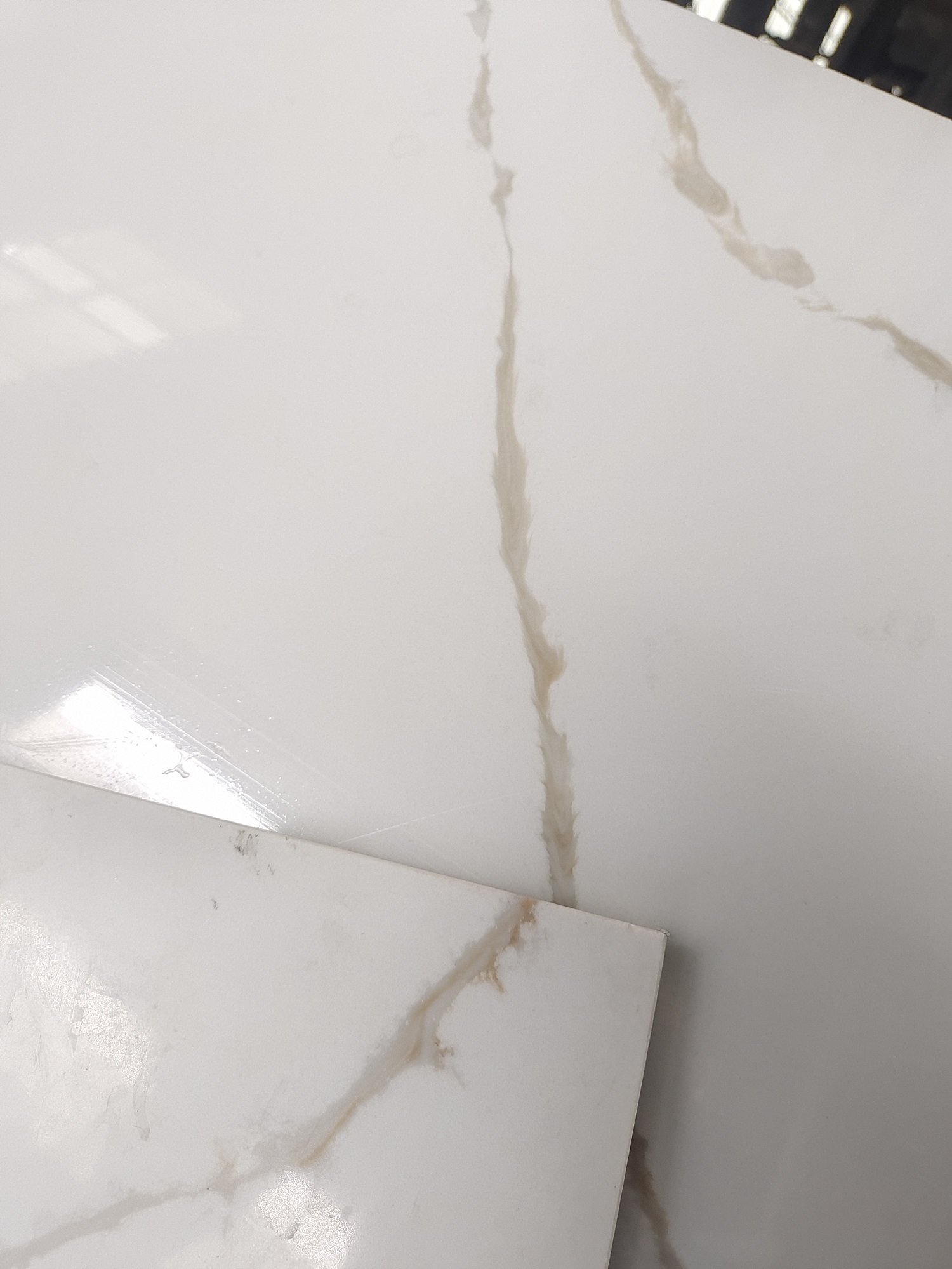 Calacatta gold quartz slab