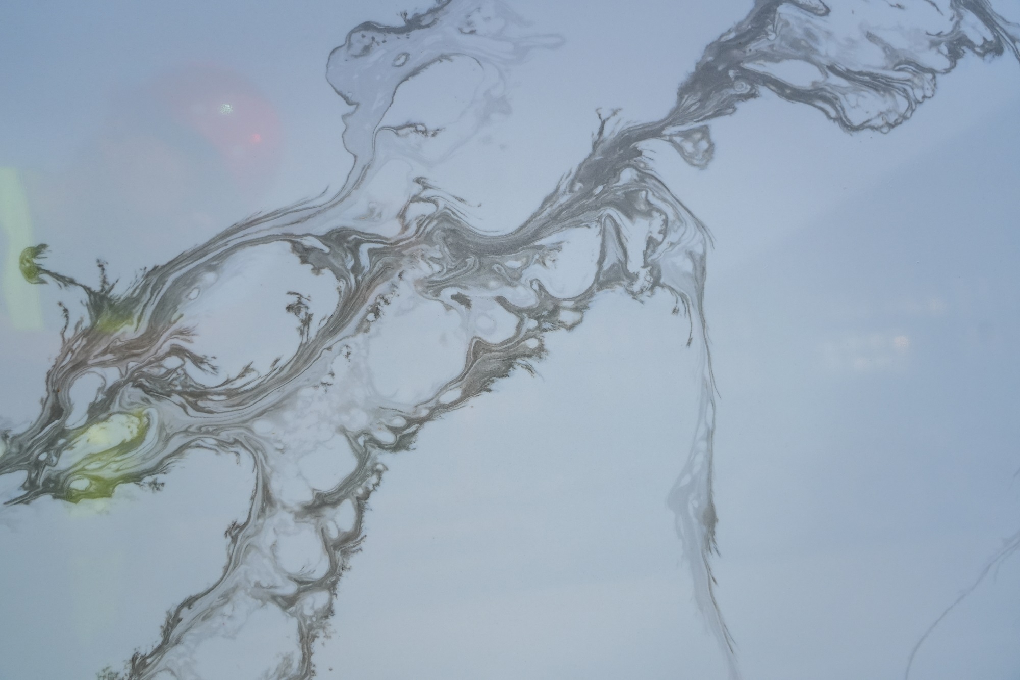 Calacatta quartz slab