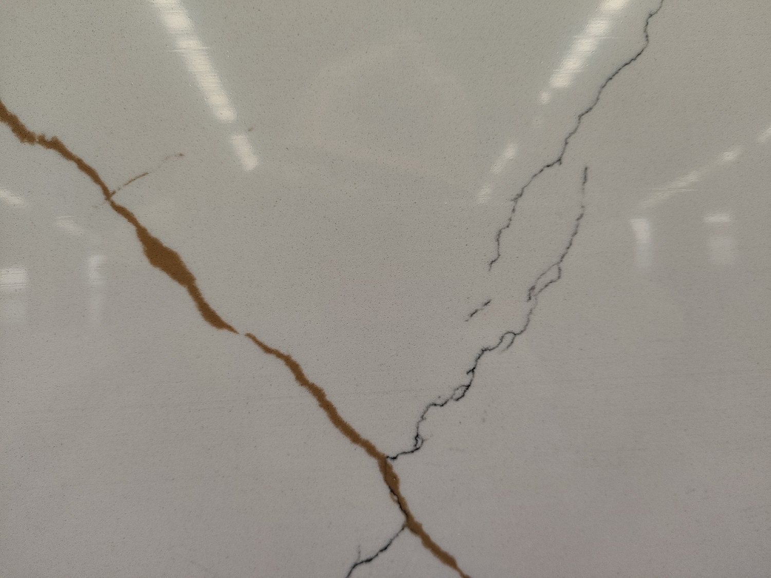 Calacatta white quartz slab