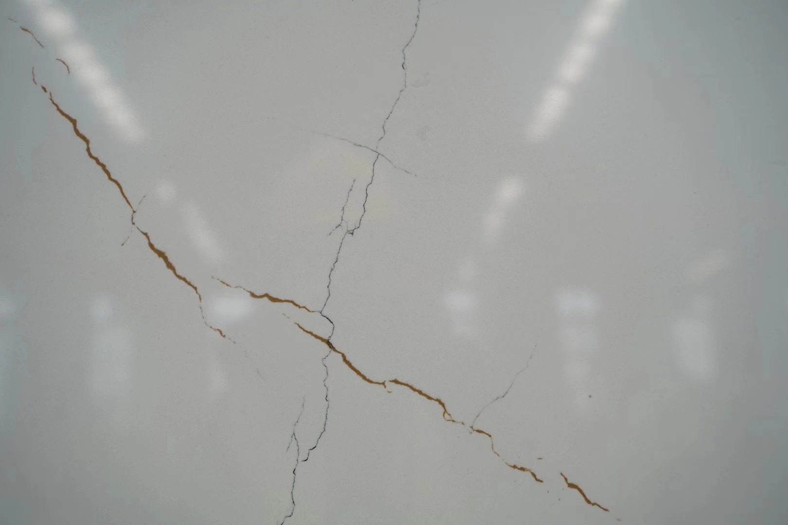 Calacatta white quartz slab