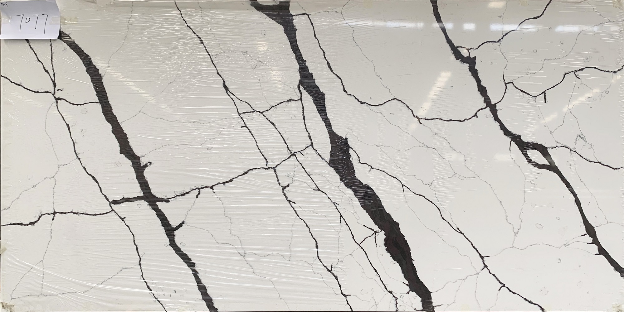 Calacatta black quartz stone slab