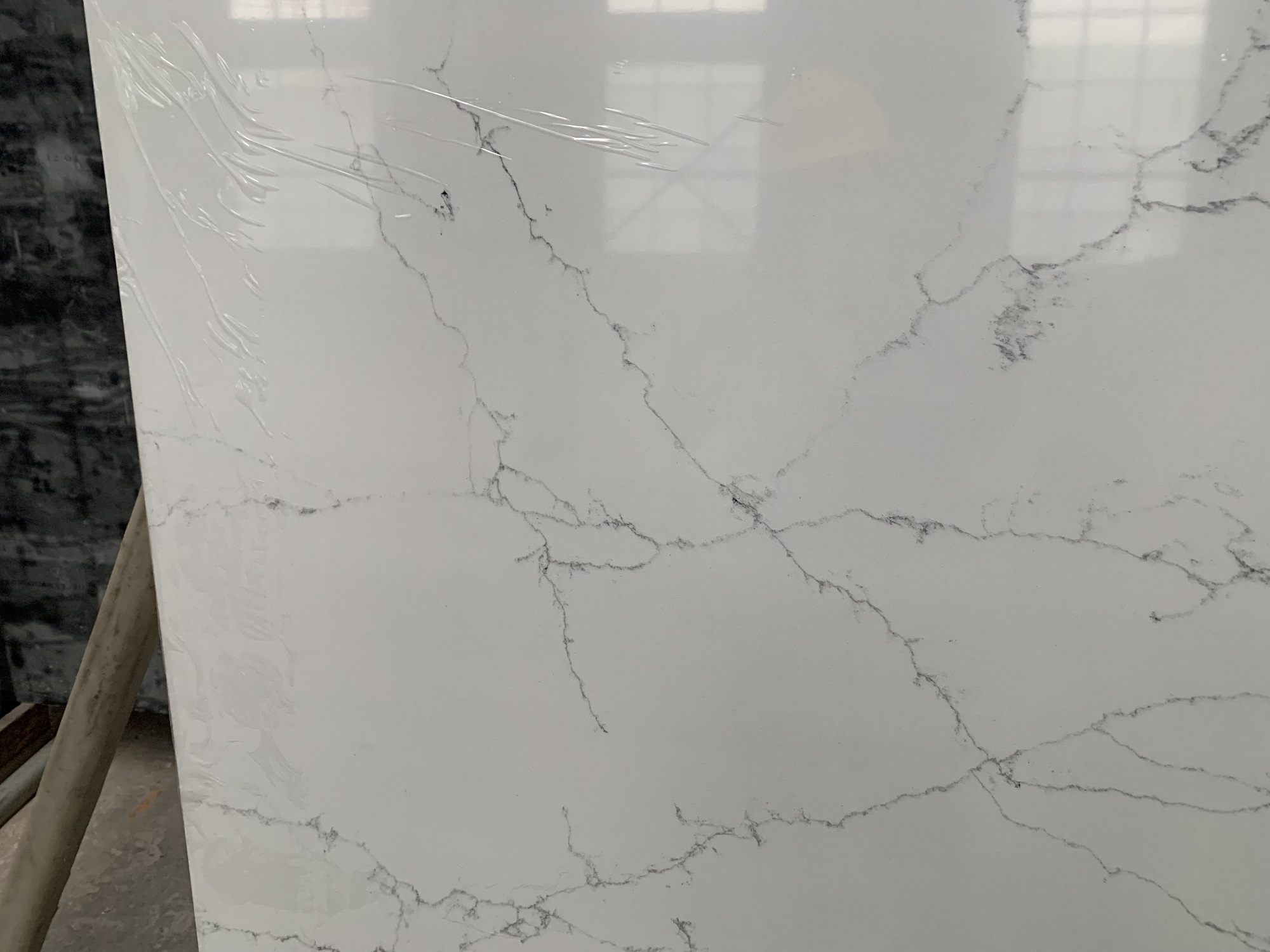 Statuario white quartz slab