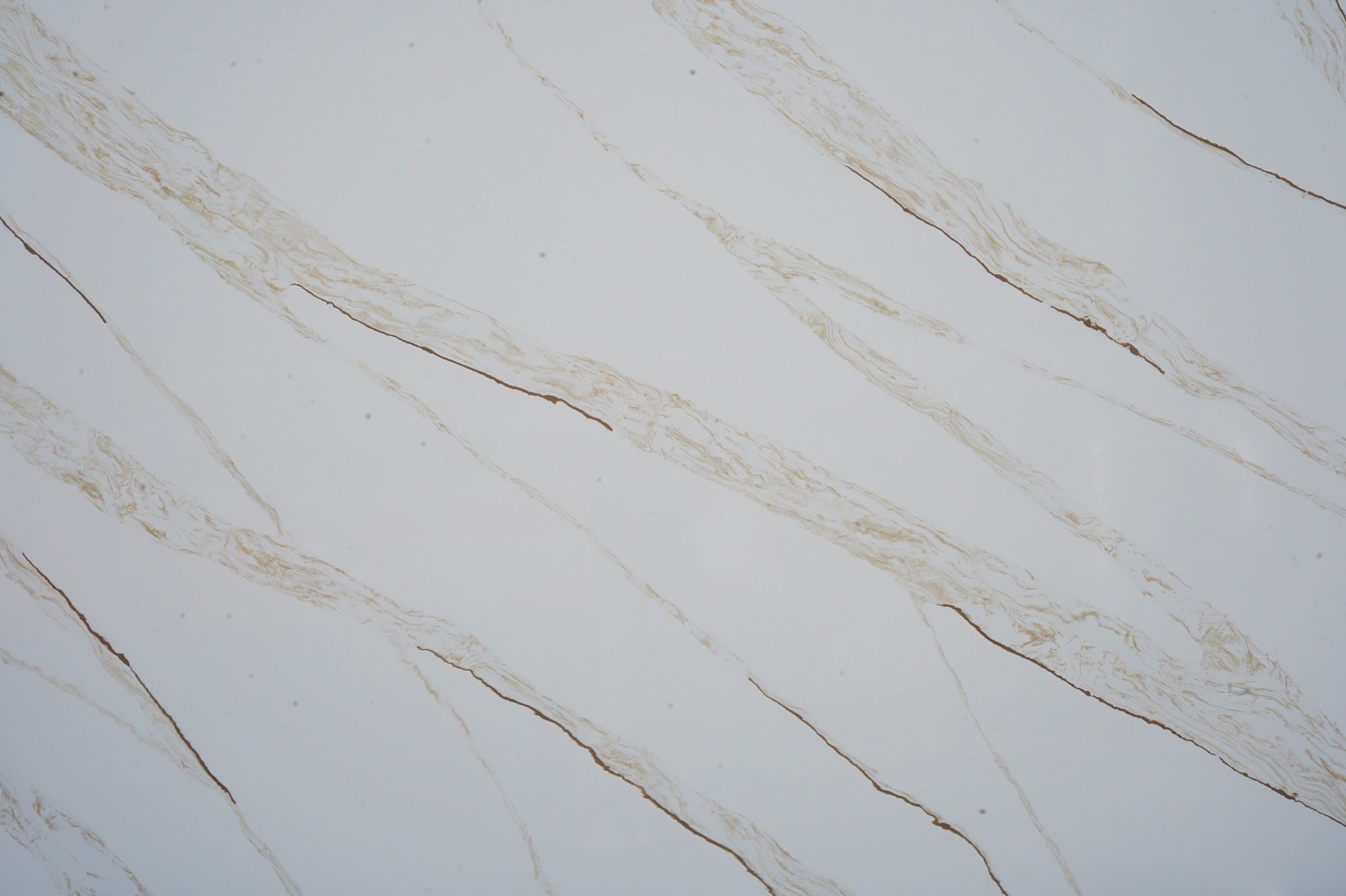 Calacatta gold quartz stone