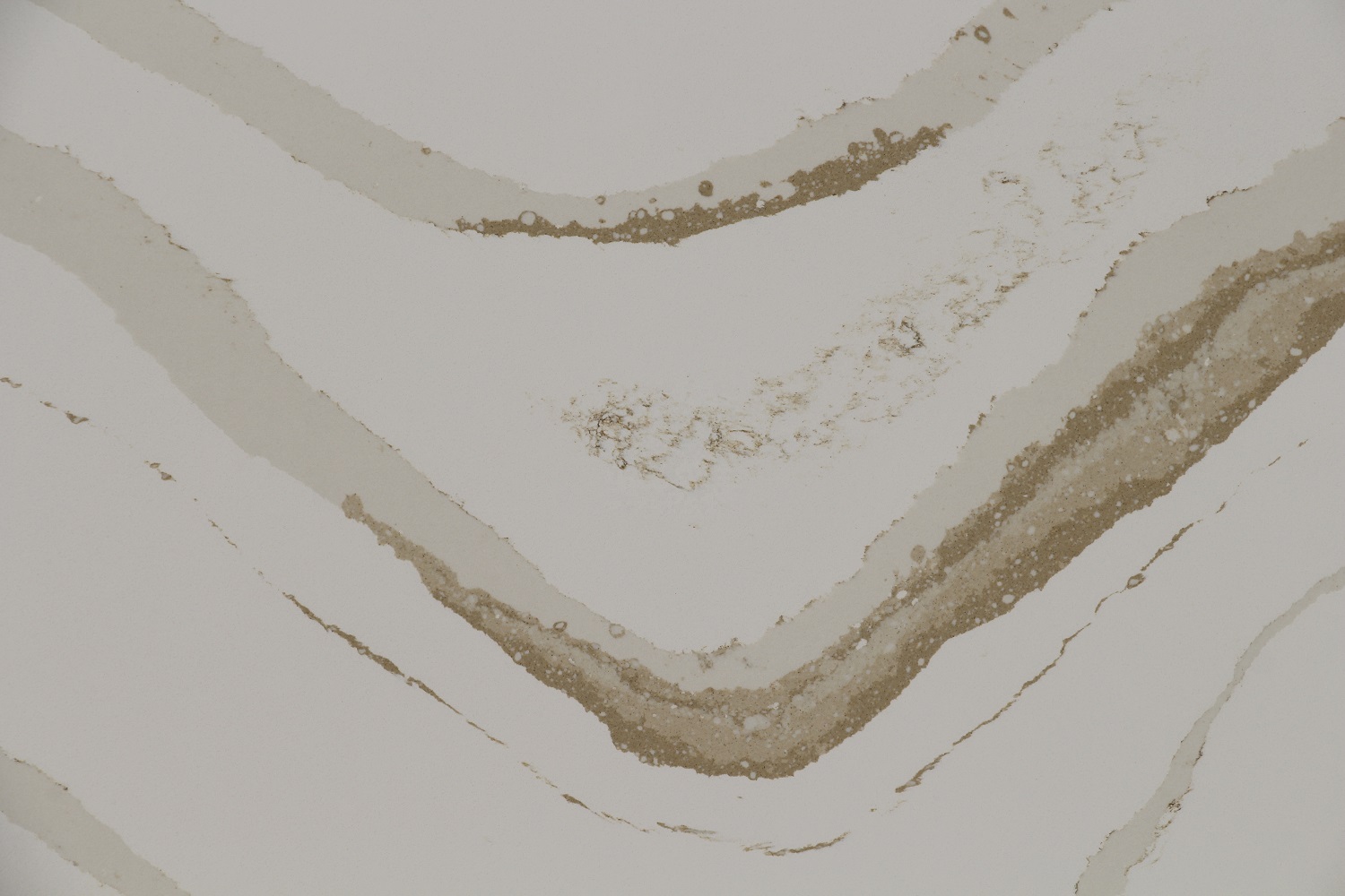 Calacatta gold quartz slab