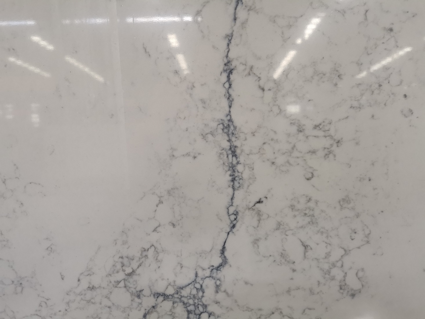 Marble looking quartz slab
