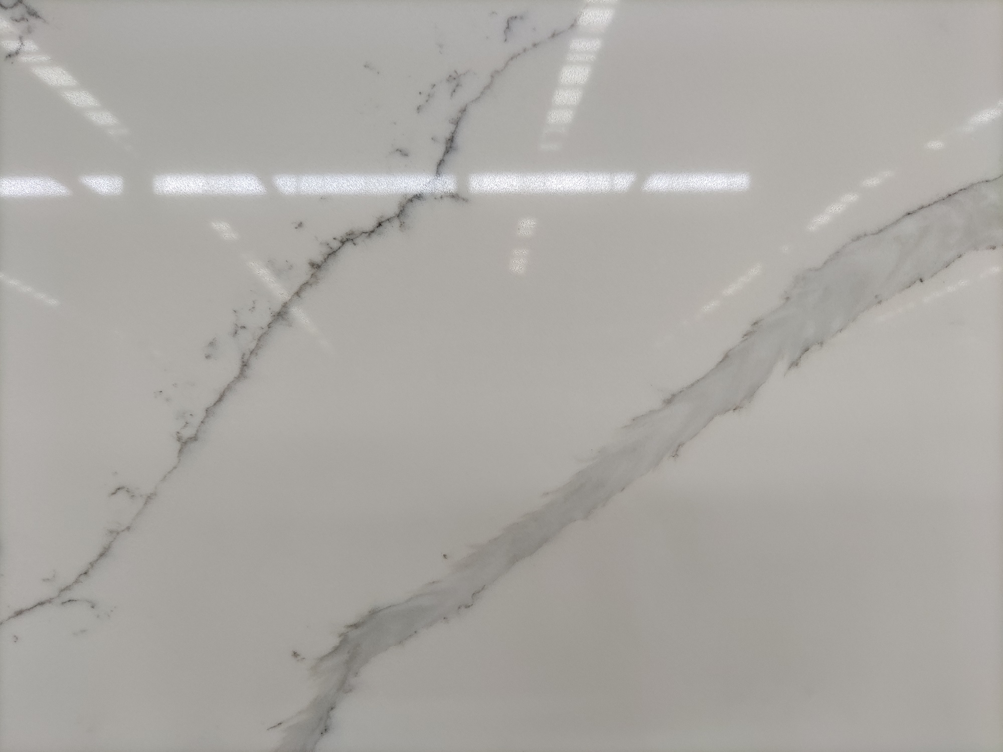 Statuario light quartz slab