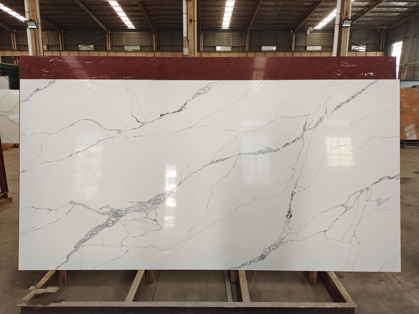 Statuario white quartz slab
