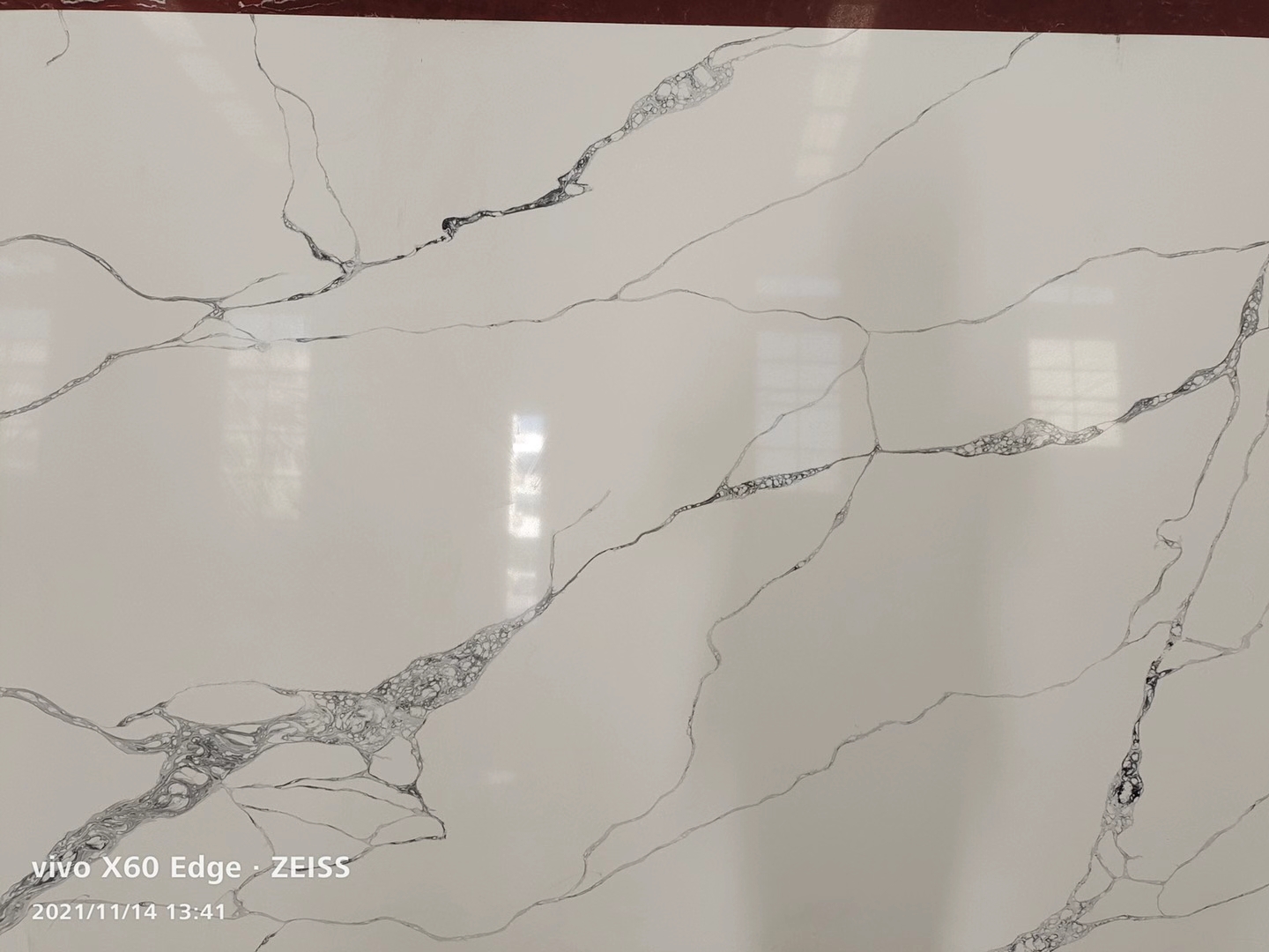 Statuario white quartz slab