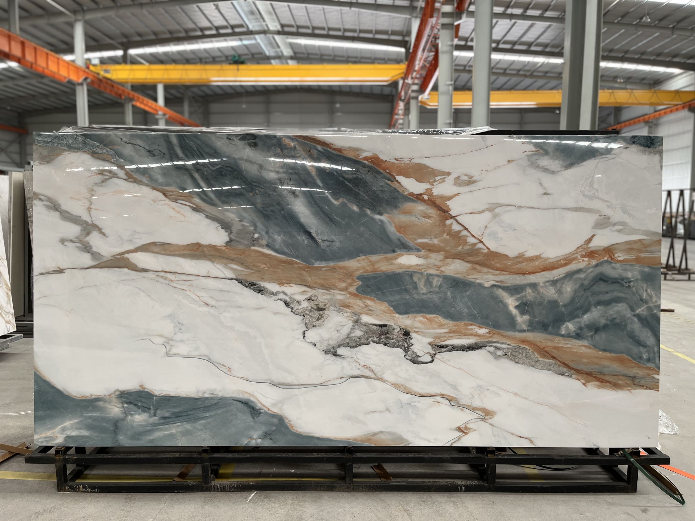 Blue color sintered stone 