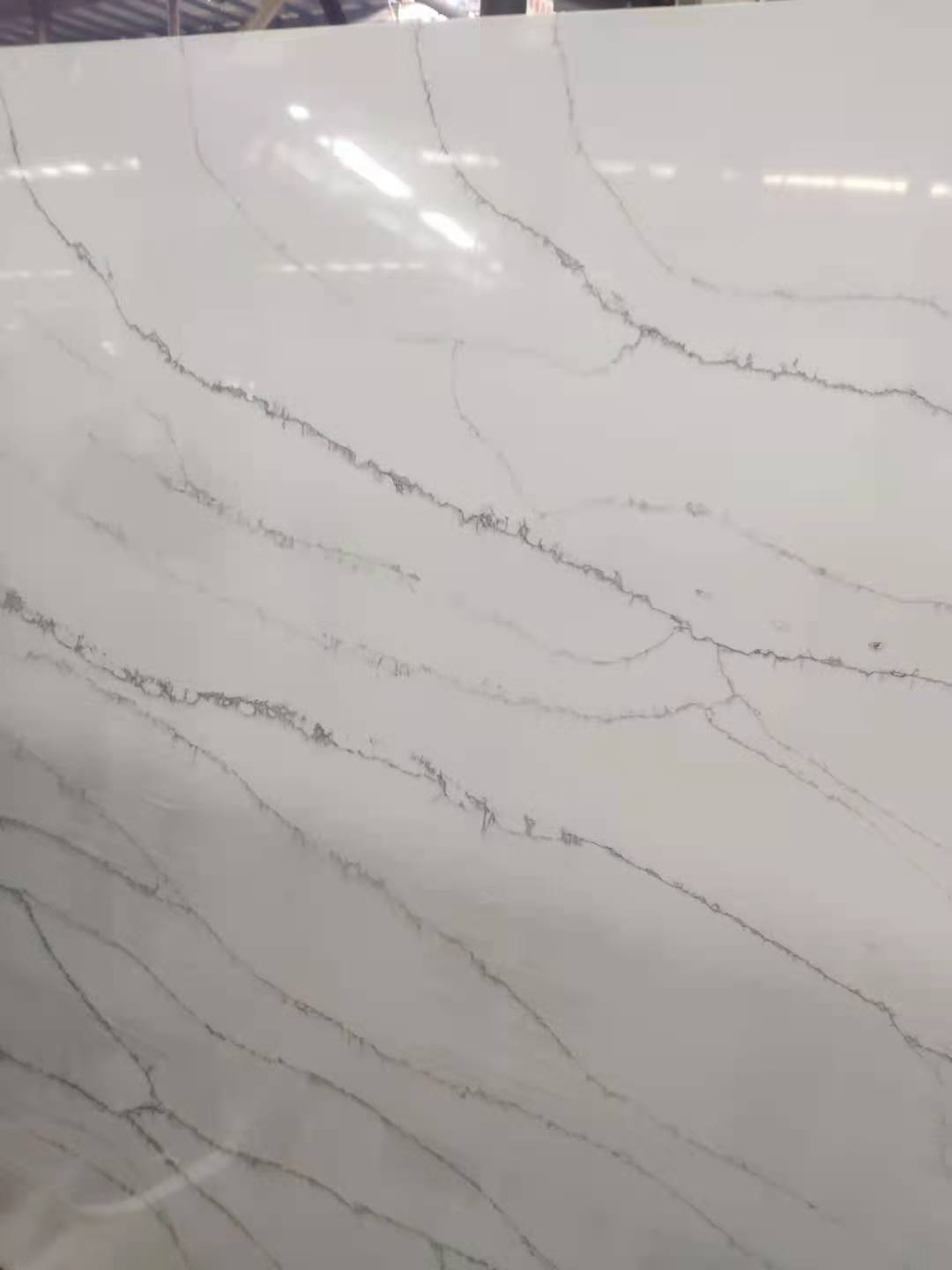 Calacatta light quartz slab